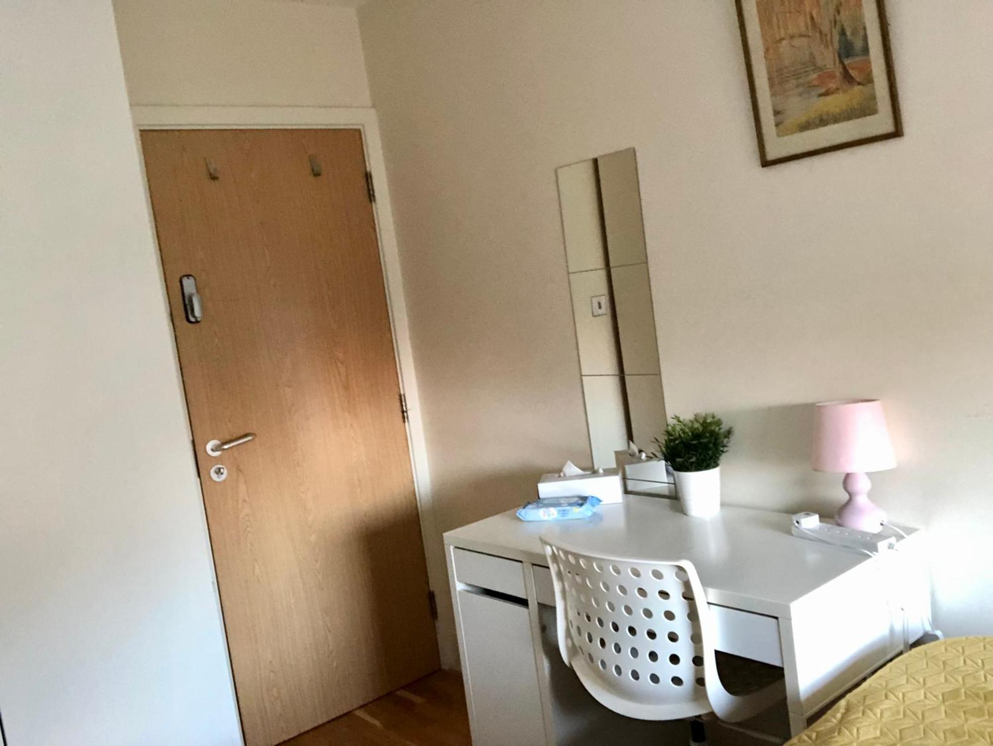 Metropolitan Coziness Private Bedrooms In Euston Station 161 Londyn Zewnętrze zdjęcie