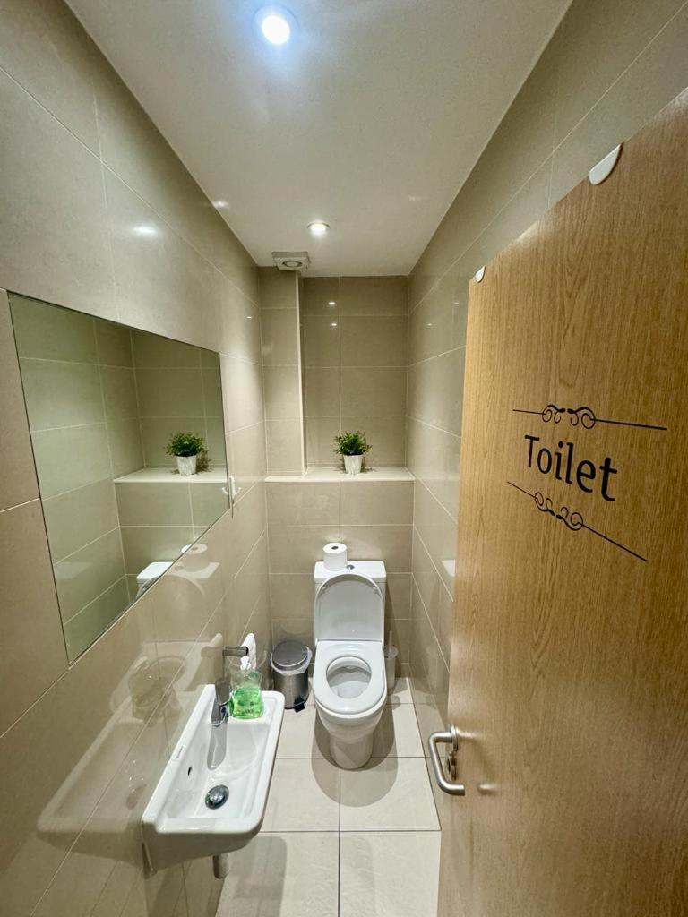 Metropolitan Coziness Private Bedrooms In Euston Station 161 Londyn Zewnętrze zdjęcie